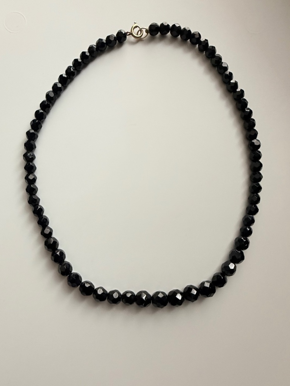Vintage Black Glass Necklace - Picture 2 of 6